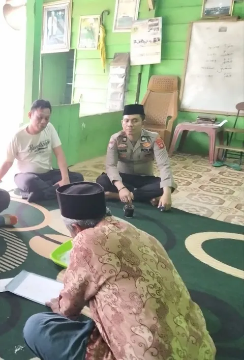 Pesan Kerukunan Mengiringi Silaturahmi Polsek Batanghari Leko pada Hari Santri